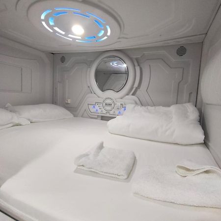 Just Hostel Capsules Alicante Exterior photo